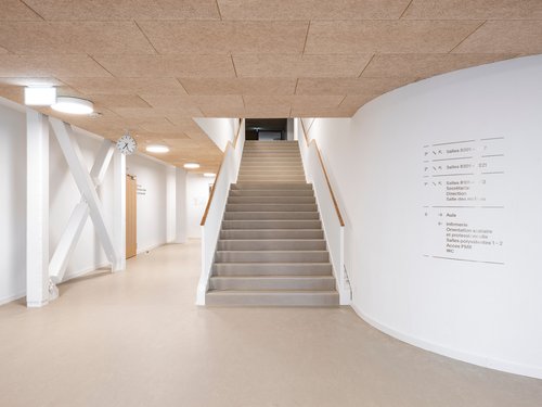 Architecture de CCHE pour le collège Mottier B Suisse