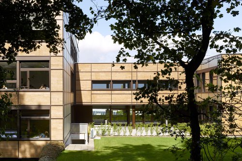 Transformation et architecture de CCHE pour le Gymnase d'Yverdon Suisse