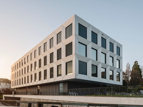 Architecture de CCHE d'un bâtiment administratif Pallin-Panchaude Suisse