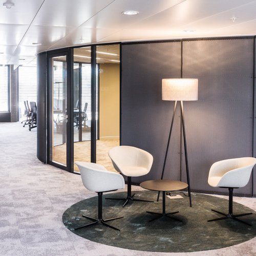 Architecture d'intérieur de CCHE du bâtiment administratif du Crédit Agricole Suisse