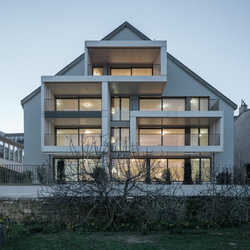 Architecture et réalisation de CCHE pour l'immeuble de logement la Colombière 29 Suisse