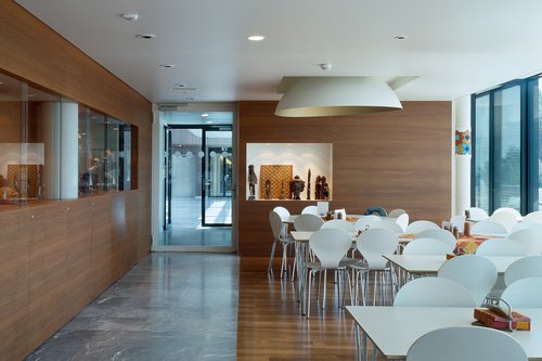 © Thomas Jantscher Architecture d'intérieur de CCHE pour le bâtiment administratif de Ferring Suisse