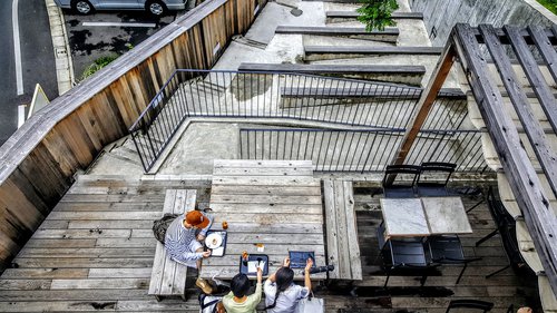 Portrait de CCHE Timoté Mopty Architecte associé Suisse