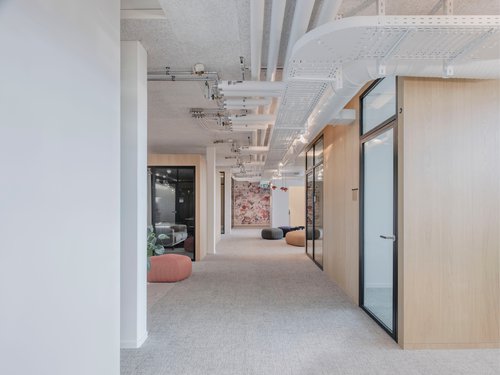 Architecture d'intérieur et transformation de CCHE pour le siège d'Incyte Biosciences International Suisse