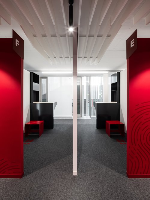 Architecture et transformation de CCHE pour le centre biométrique du flon à Lausanne Suisse