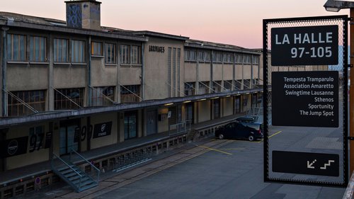 Architecture de CCHE pour les Halles CFF dans le quartier de Sébeillon Suisse