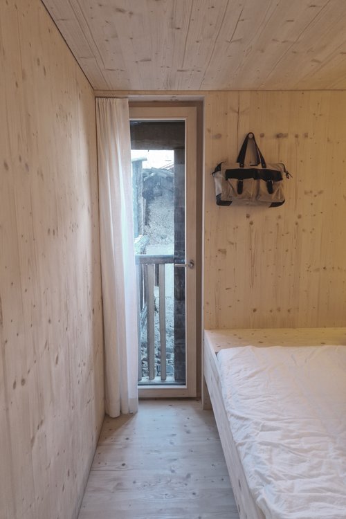 Actualité de CCHE pour la transformation d’un ancien raccard en logement de vacances Bruson Suisse