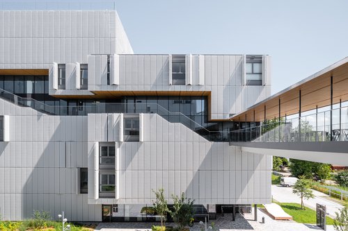 Réalisation de CCHE pour La Résidence étudiante du Grand Morillon Suisse