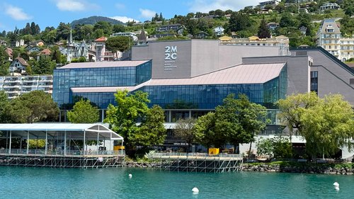 Actualite de CCHE pour la conférence de presse de la remise du bâtiment du 2M2C à Montreux Suisse
