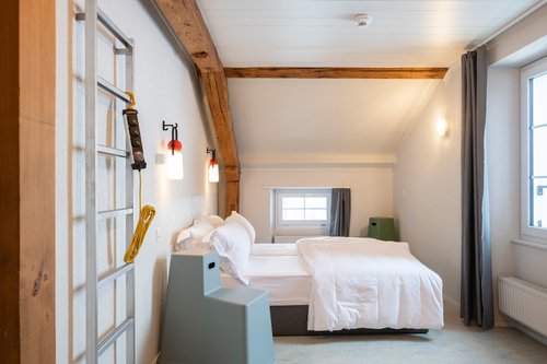 Transformation et réalisation de CCHE pour le Peanut lodge and winstub à Val d'Illiez Suisse