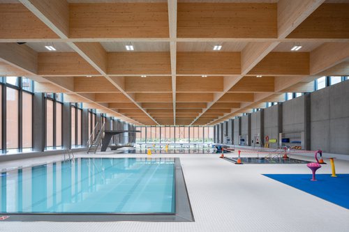 Architecture et Direction de travaux de CCHE pour la piscine de Marly Suisse