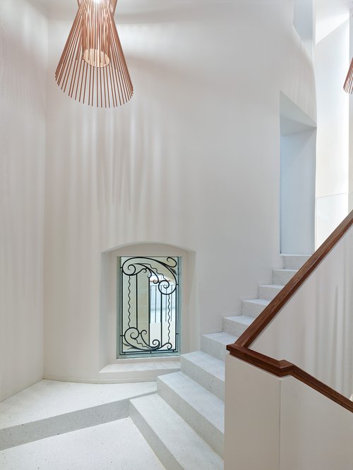 Transformation et Rénovation de CCHE d'un bâtiment à la rue de Bourg à Lausanne Suisse