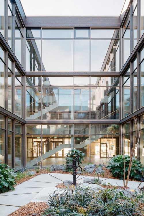 Architecture de CCHE pour l'école de Pont-Rouge à Lancy Genève Suisse