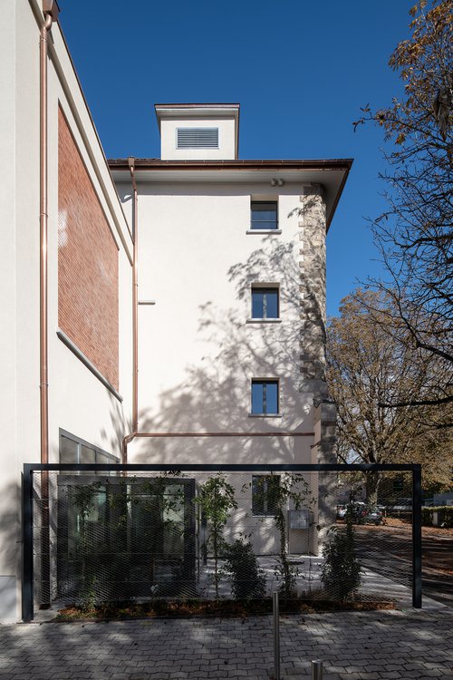 © Adrien Barakat Transformation et réalisation de CCHE pour le Quai de Copet 5 à Vevey Suisse