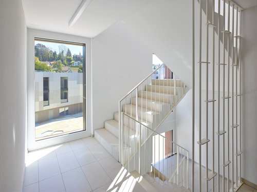 Architecture d'intérieur de CCHE des bâtiments Parallèle I et II Suisse