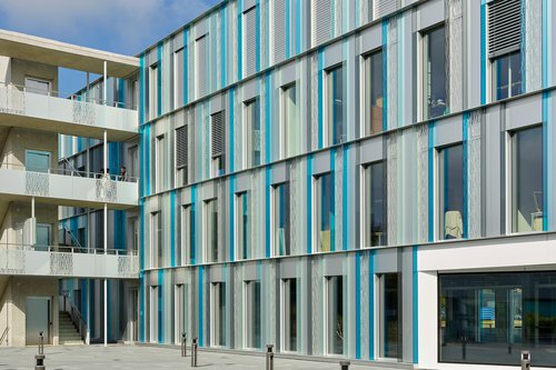 Architecture et Réalisation de CCHE pour le le bâtiment administratif Montagny I Suisse