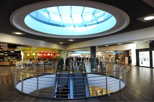 Architecture de CCHE pour l'extension du centre commercial Balexert Suisse