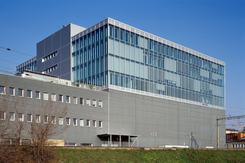 Architecture de CCHE pour le Centre Commercial Malley Lumières Suisse