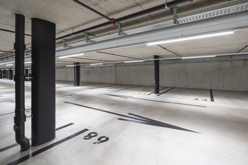 © Hiris Images Signalétique de CCHE pour le parking des logements Les Logis de Prilly