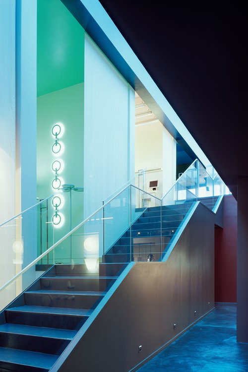 Architecture d'intérieur de CCHE pour la rénovation du bâtiment Regent Lighting SA Suisse