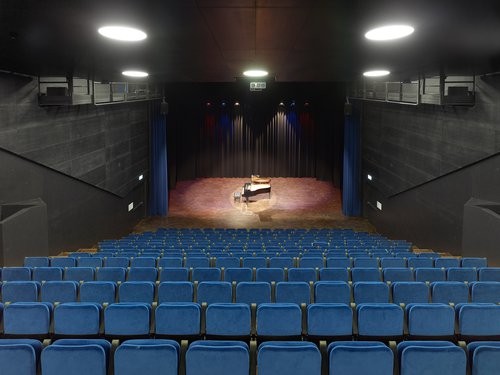 © Thomas Jantscher Architecture de CCHE pour l'International school of Lausanne ISL Suisse