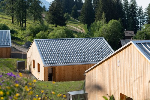 Transformation et réalisation de CCHE pour le Social Cabin D Hotel Group Suisse