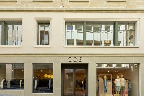 Transformation et Rénovation de CCHE d'un bâtiment à la rue de Bourg à Lausanne Suisse