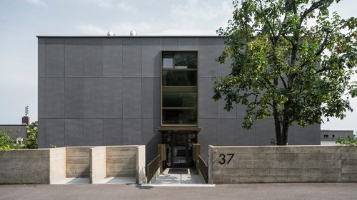 Transformation de CCHE pour le projet de rénovation et d'assainissement Sablons à Neuchâtel Suisse