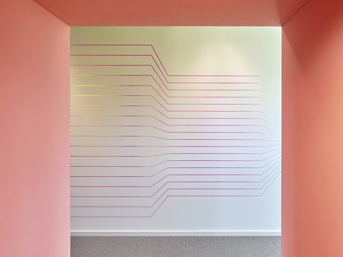 © Thomas Jantscher Signalétique de CCHE pour le bâtiment administratif Headquarters HP Inc. et HP Enterprise Suisse