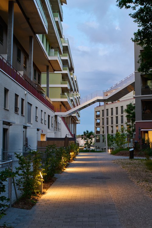 © Leo Fabrizio Architecture et Réalisation de CCHE pour le Quartier résidentiel à Bussigny Côté Gare Suisse