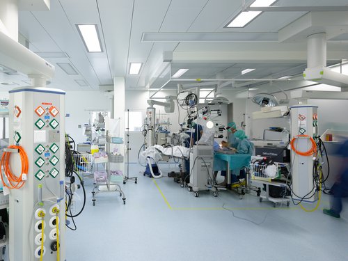 Architecture de CCHE pour l'établissement hospitalier du nord vaudois Easy day Suisse