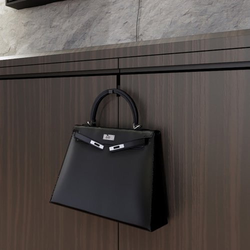 Concept de CCHE pour la boutique d'horlogerie Romain Gauthier Nagoya Japon Suisse