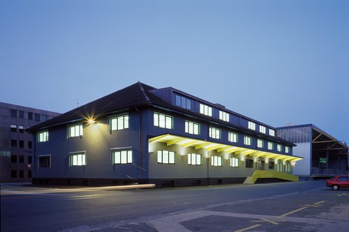 Architecture de CCHE pour le Gymnase du Bugnon à Lausanne Suisse