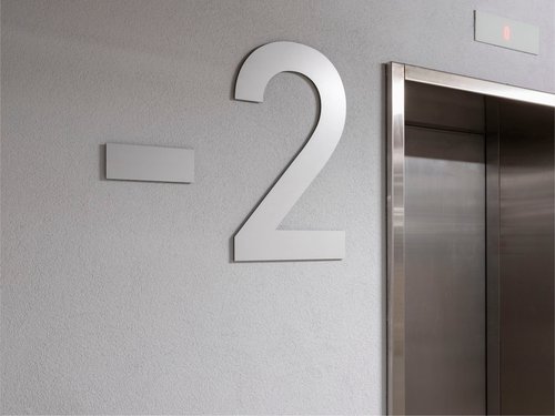 Signalétique de CCHE pour le siège de l'organisation internationale Médecins Sans Frontières MSF à Genève Suisse