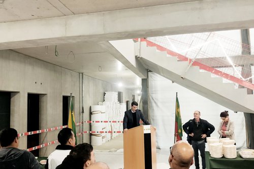 Actualité de CCHE pour le bouquet de chantier de l'école de Pont-Rouge à Lancy Suisse