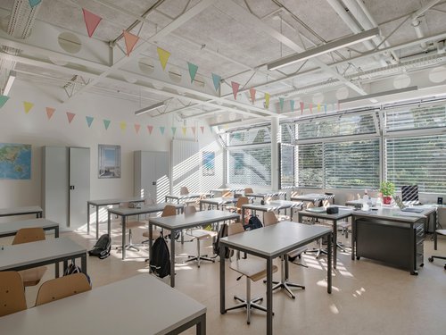 Architecture et réalisation de CCHE du Collège les Dents du Midi Suisse