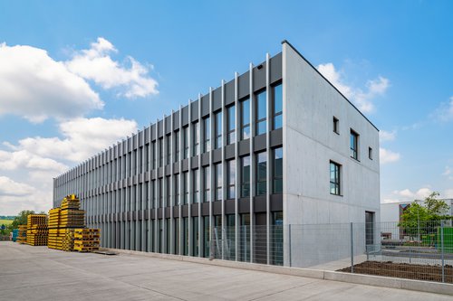 Architecture de CCHE pour le siège suisse Doka