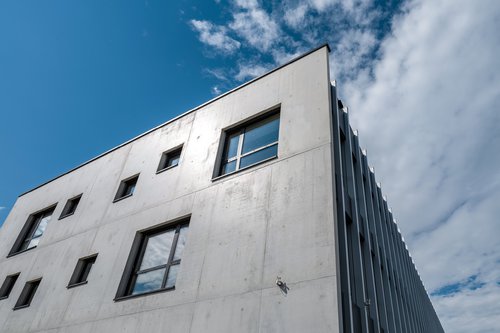 Architecture de CCHE pour le siège suisse Doka