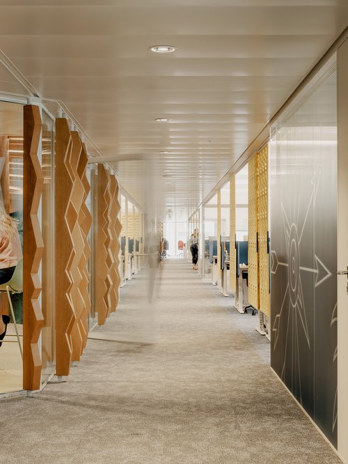 Actualité de CCHE pour l'inauguration du siège de la banque Edmond de Rothschild Suisse