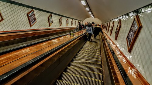 Portrait de CCHE Timoté Mopty Architecte associé Suisse