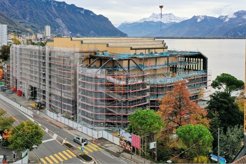 Actualité revue de presse de CCHE dans le magazine Construction & Bâtiment pour 2m2c Montreux Suisse