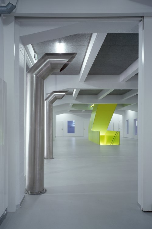 Architecture d'intérieur de CCHE pour le Gymnase du Bugnon à Lausanne Suisse