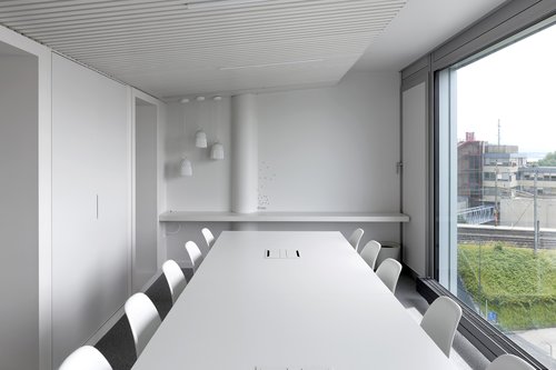 Architecture d'intérieur de CCHE pour le bureau de CCHE Nyon SA Suisse