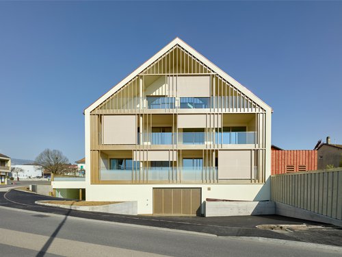 Architecture de CCHE pour un bâtiment de logements et de surfaces commerciales Suisse