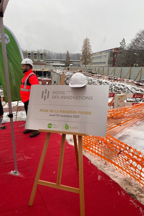 Actualite de CCHE pour la Première pierre du Marly Innovation Center (MIC) à Marly Suisse