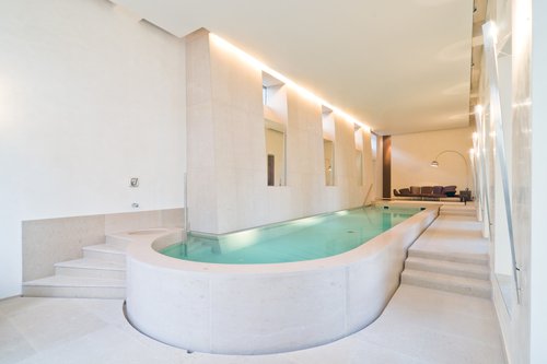 Architecure d'intérieur de CCHE pour la Piscine de l'Orangerie Suisse