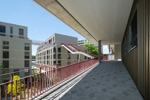 © Adrien Barakat Architecture et Réalisation de CCHE pour le Quartier résidentiel à Bussigny Côté Gare Suisse