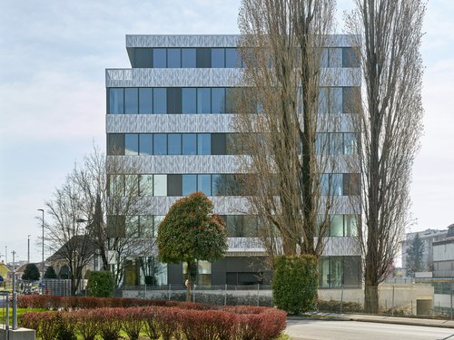 Architecture de CCHE pour le bâtiment administratif Unimed Suisse