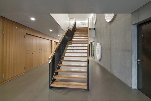 Architecture de CCHE du bâtiment multifonctionnel SEIC Suisse