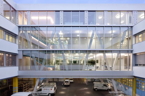 Architecture de CCHE du bâtiment administratif de la Loterie Suisse Romande Suisse